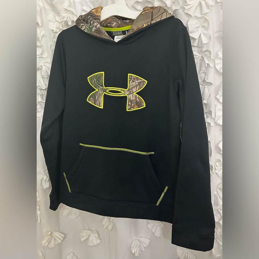 🔥2/$15🔥EUC youth hoodie size L
